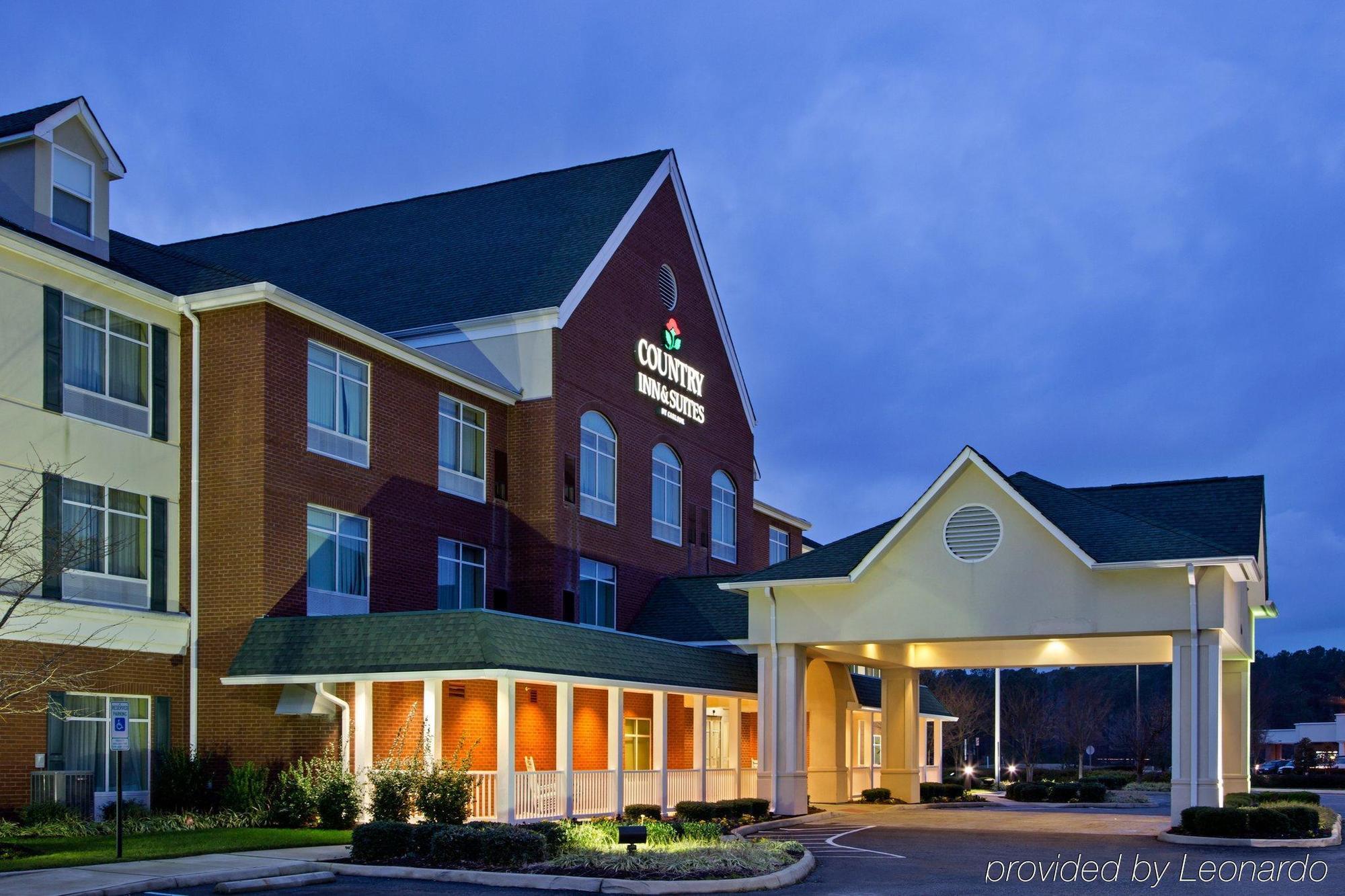 Comfort Inn & Suites Hampton Near Coliseum Exteriör bild